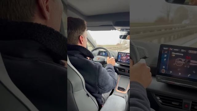 Autobahn Top Speed Drive | Cupra Born | 2022 смотреть онлайн