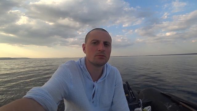 Ловля сома на квок на Волге. Июльская жара. смотреть онлайн