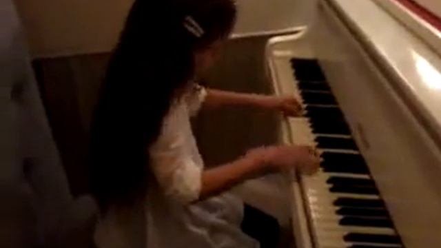 Менуэт соль мажор Бах, Елизавета 7 лет смотреть онлайн