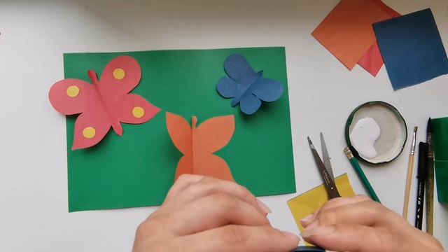 Аппликация силуэтная «Нарядные бабочки» (5-6 лет) смотреть онлайн