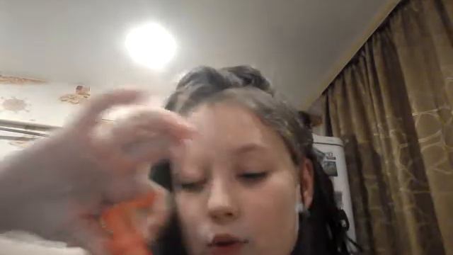 Пробую жидкую конфету со вкусом колы смотреть онлайн