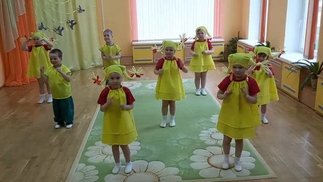 Танец "Веснушки" средняя группа смотреть онлайн