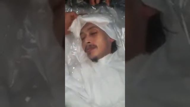 десять лет спустя после смерти хафиз корана, шахид из малайзии.Субханаллох! смотреть онлайн