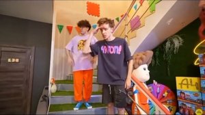 Реакция на Влада А4 Превратили ДОМ в БАТУТНЫЙ ПАРК