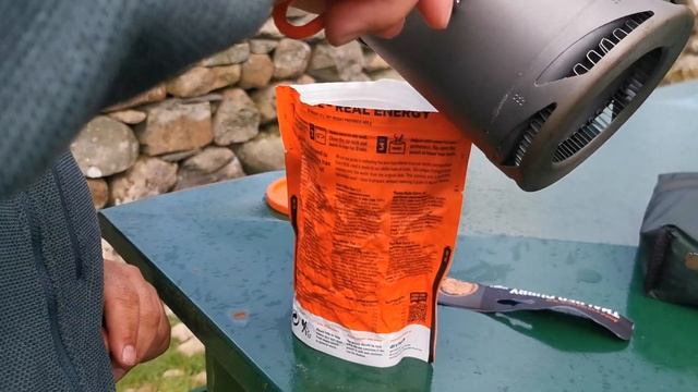 Soto Windmaster vs MSR Pocket Rocket 2 - real world test. **UNEDITED** #soto #windmaster #msr смотреть онлайн