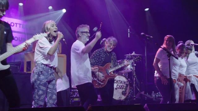It Came Home! Lightning Seeds, Baddiel and Lioness legends perform iconic 'Three Lions' смотреть онлайн