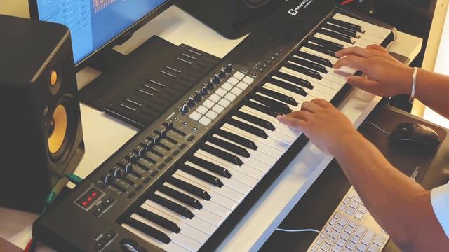 Azhagana Ratchasiye Piano Version (Cover) | Mudhalvan | A.R.Rahman | Arjun | Shankar смотреть онлайн