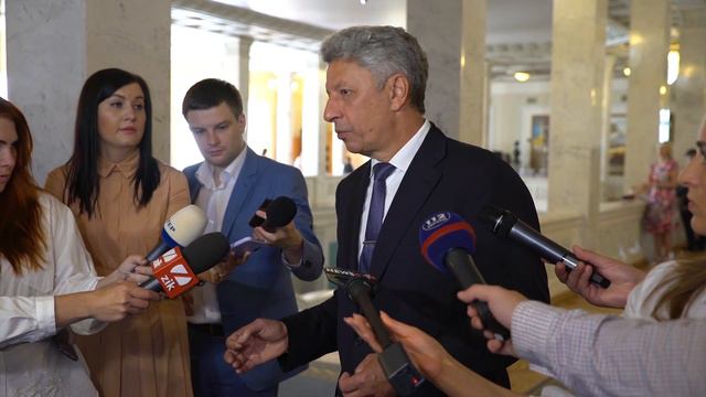 Депутатов скоро лишат возможности нажать другую кнопку смотреть онлайн