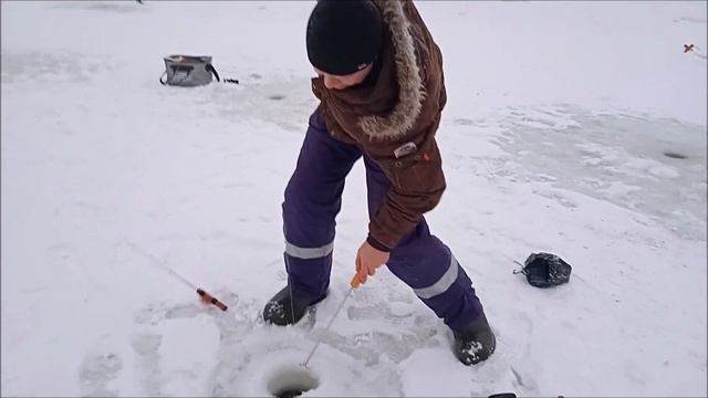 Поимки котлет продолжаются!!!Клевое Место д.Савельево смотреть онлайн