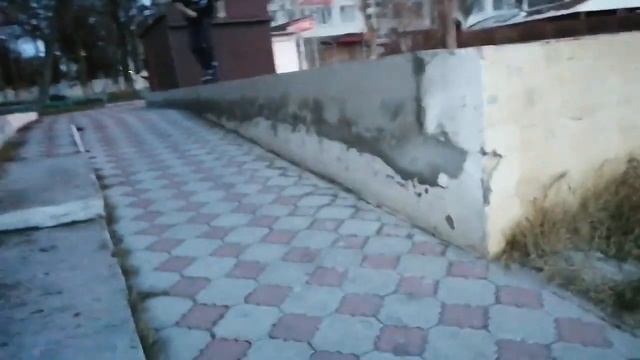 ?ТРЮКИ НА САМОКАТЕ?/Стрит на самокате зимой⛄️ смотреть онлайн