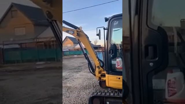 Отзыв покупателя Краснодар. Экскаватор Катерпиллер смотреть онлайн