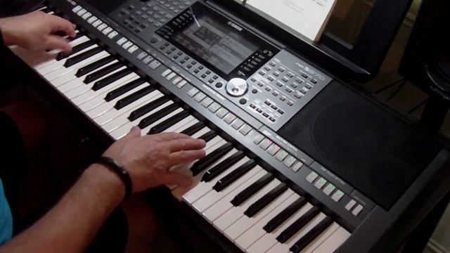 Stars (Cover) - Yamaha PSR-S970 смотреть онлайн