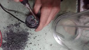 Как очистить эпоксидную смолу с помощью паяльника.