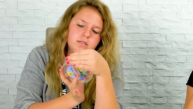 CROQUE, LÈCHE OU RIEN CHALLENGE ! DÉFI CROQUER, LÉCHER OU NE RIEN FAIRE ! смотреть онлайн
