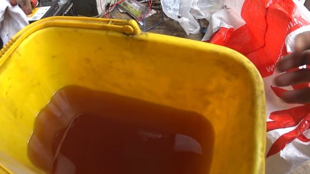 помыл бак КОКА КОЛОЙ.от ржавчины смотреть онлайн