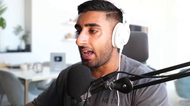 ?The EBAY 5-Day Next.js Challenge | Day 1 (TypeScript, React.js, Tailwind CSS, Thirdweb, Portfolio) смотреть онлайн