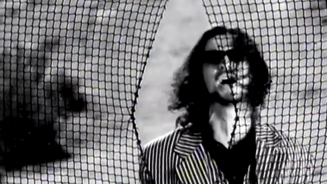 Depeche Mode - I Feel You смотреть онлайн