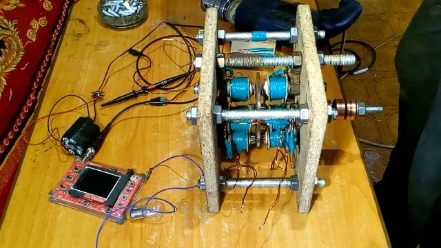 попытка сделать импульсный мотор-генератор смотреть онлайн