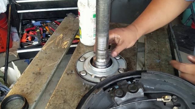 Toyota Tundra Wheel Bearing смотреть онлайн