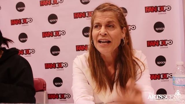 Linda Hamilton Interview at Fan Expo 2013 смотреть онлайн