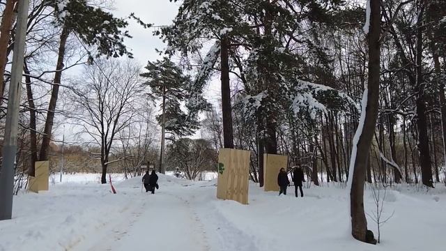 Дочь богача попросила помощи у «мужа на час», а когда он сорвал важные переговоры, дрогнул весь офи смотреть онлайн