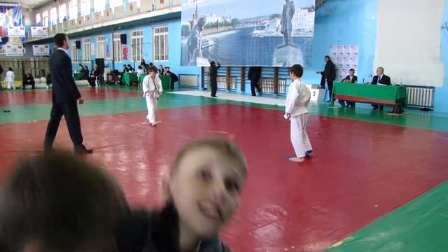 Антон ДЮСШ ЧАЙКА 07,05,11 (1).MP4 смотреть онлайн