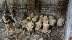 Российские военные взяли в плен 15 украинцев