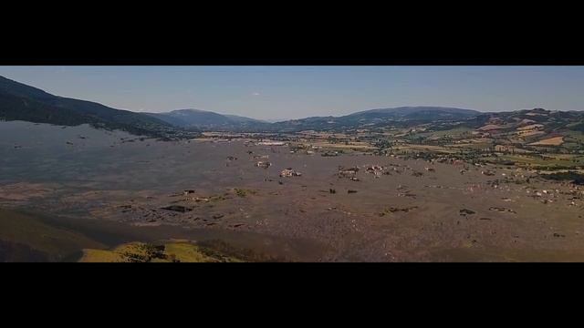 GUALDO TADINO | Drone over Umbria смотреть онлайн