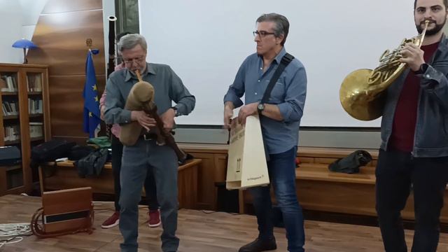 Ecletnica Orchestra di Piero Ricci a Villa Bruno смотреть онлайн