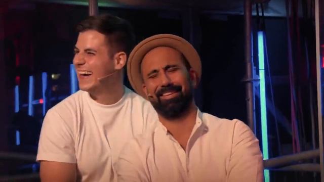 Мне кажется она только что рассталась с парнем смотреть онлайн