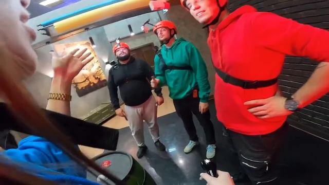 Продолжение! AMONG US В РЕАЛЬНОЙ ЖИЗНИ. Старая команда вернулась смотреть онлайн