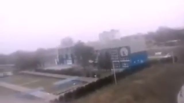 Решил полезть на вверх вид посмотреть!!'Ставь лайк.подписку,выйдет новое видео:) смотреть онлайн