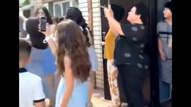 Самвел Саргсян Вардан Акопджанян Арнольд Габриелян - Vanahushi Новинка 2022 смотреть онлайн