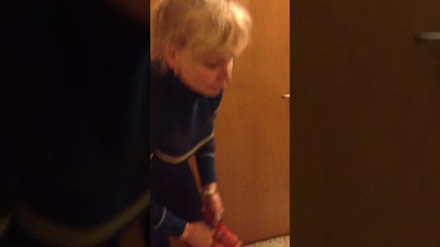 сынька-бычка соседке мешает наша коляска смотреть онлайн