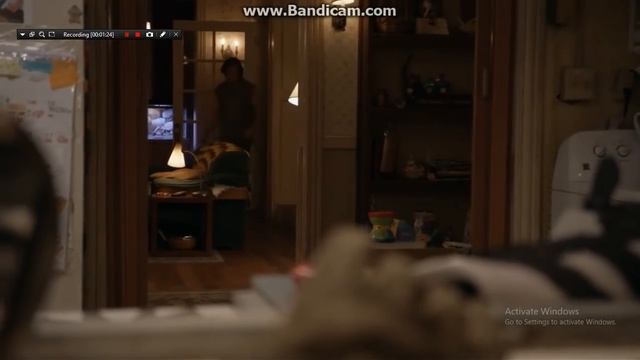Shameless- Frank Gallagher Cuts Debbie's Toes