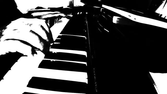 Black Bird by UP BEATs Roland A49/Ivory Piano ... смотреть онлайн