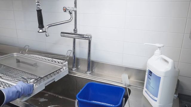 Kupukoneen päivittäinen puhdistus смотреть онлайн