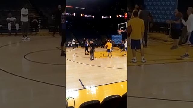 Sights Sounds from NBA Finals media availability at Oracle Arena, day before Warriors Cavs 8Oc74n смотреть онлайн