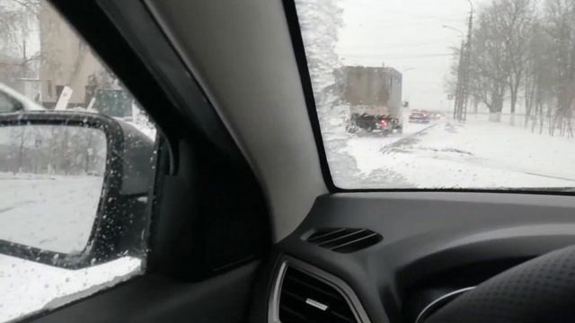 Снег. наконец-то пришел, снег в Белгороде. смотреть онлайн