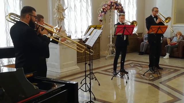 Квартет тромбонов Trombone quartet ONE BREATH, Bolshoi Theater of Belarus in Minsk. Part 3 смотреть онлайн