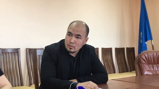 Хамза Курмангалиев отрицает давление на газету «Заря Каспия» со стороны володарской администрации смотреть онлайн