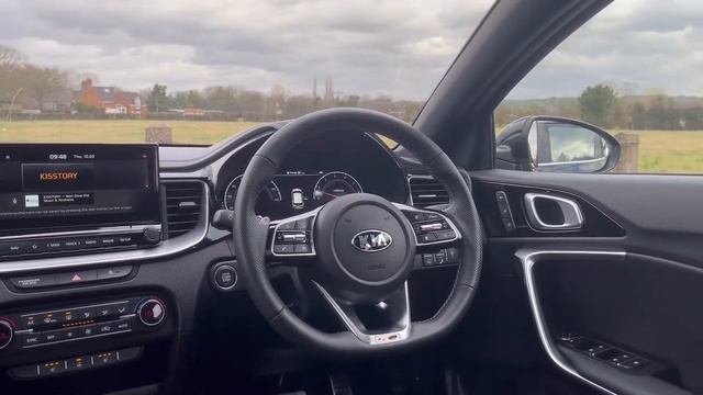 Acorn Stone - Kia ProCeed 1.5 T-GDi GT-Line S Shooting Brake DCT - DY71KVO смотреть онлайн