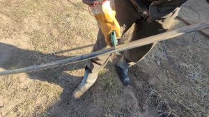 Счастливая Ловушка опять помогла.Выдергиваем пнд трубу из скважины #ремонтскважины#насос#буровоедело