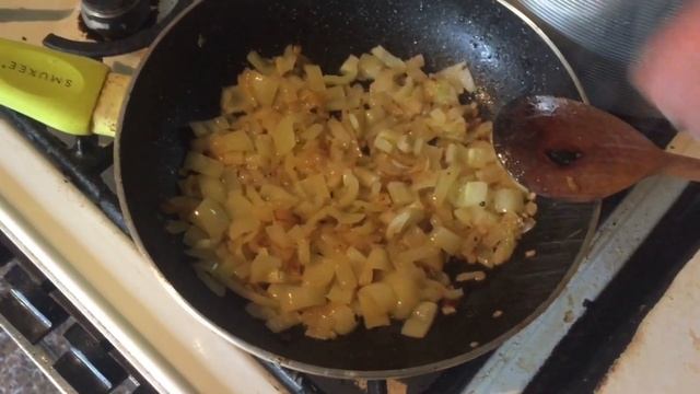 Турецкая яичница - Менемен. Очень вкусный завтрак смотреть онлайн