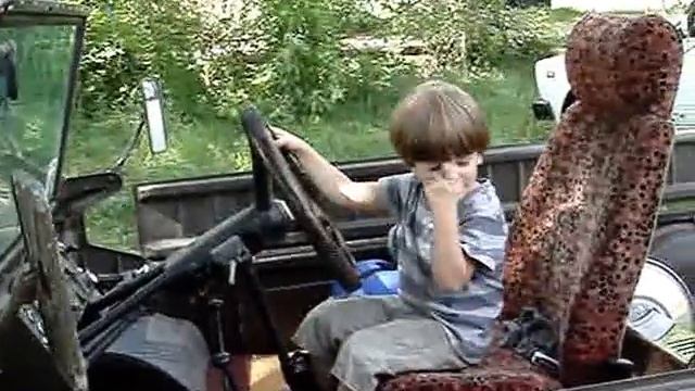 2013г,АВТОМОБИЛЬ КОТОРЫЙ ПЛЫВЕТ ПО ВОДЕ. смотреть онлайн