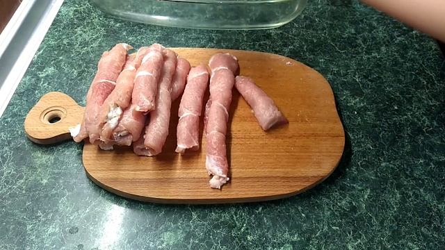 МЯСНЫЕ ПАЛЬЧИКИ✔✔✔ с начинкой из САЛА И ЧЕСНОКА смотреть онлайн