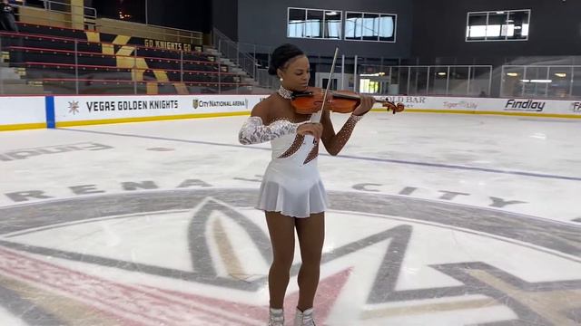 FIGURE SKATING AND PLAYING Meditation THAIS ON (VIOLIN) смотреть онлайн