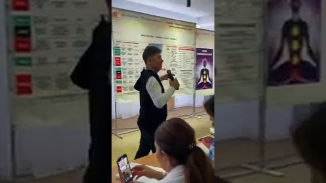 Жанат Кожамжаров. Распаковка знаний Базового потока международной школы Сюцай 2.0.mp4 смотреть онлайн