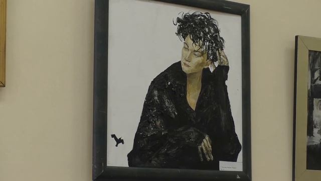 Выставка живописи Елены Чмыховой «Истоки» смотреть онлайн