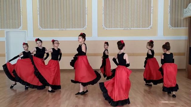 Калейдоскоп - Испанский танец смотреть онлайн